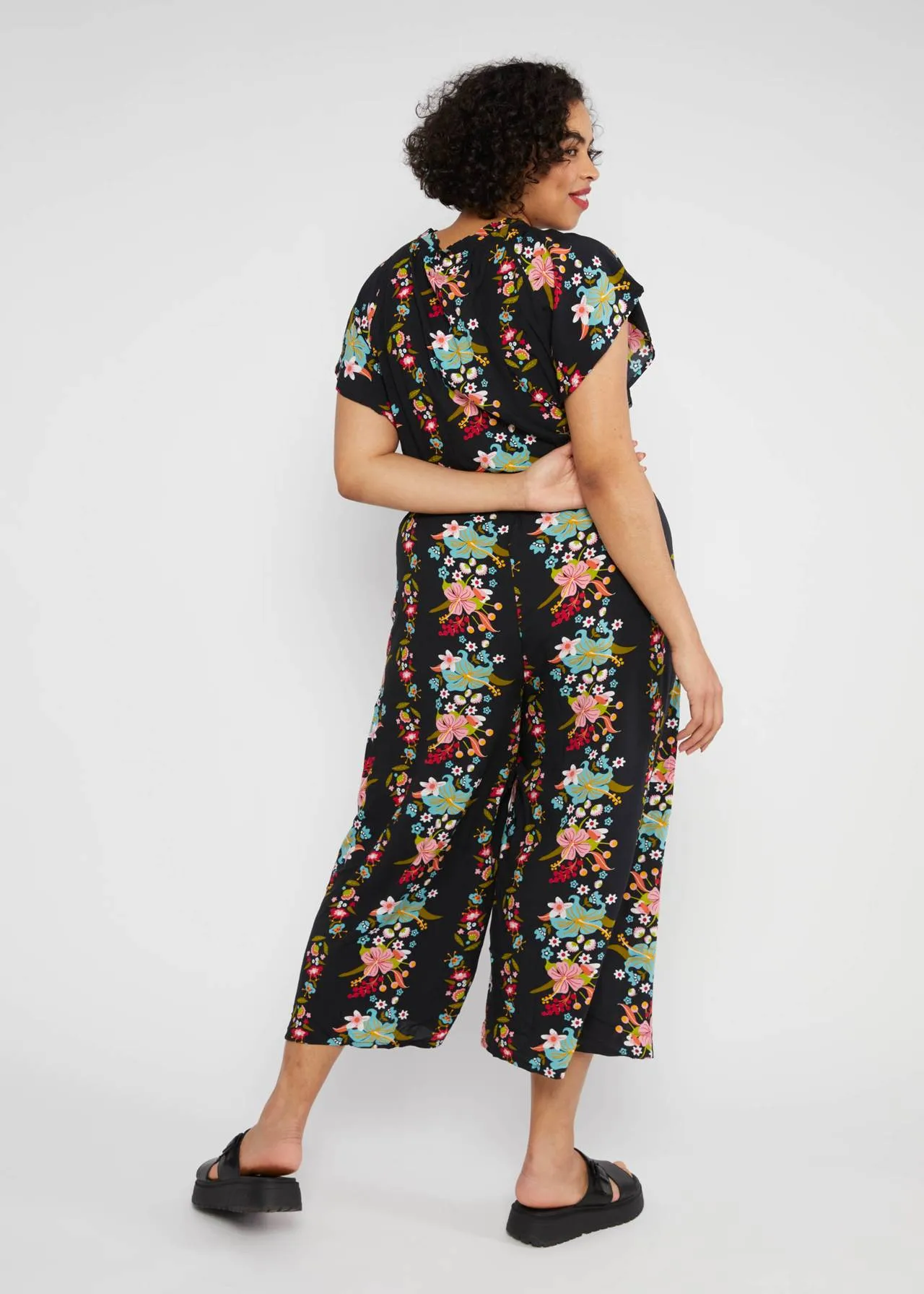 Blutsgeschwister jumpsuit love's lightest wings happy flower dance