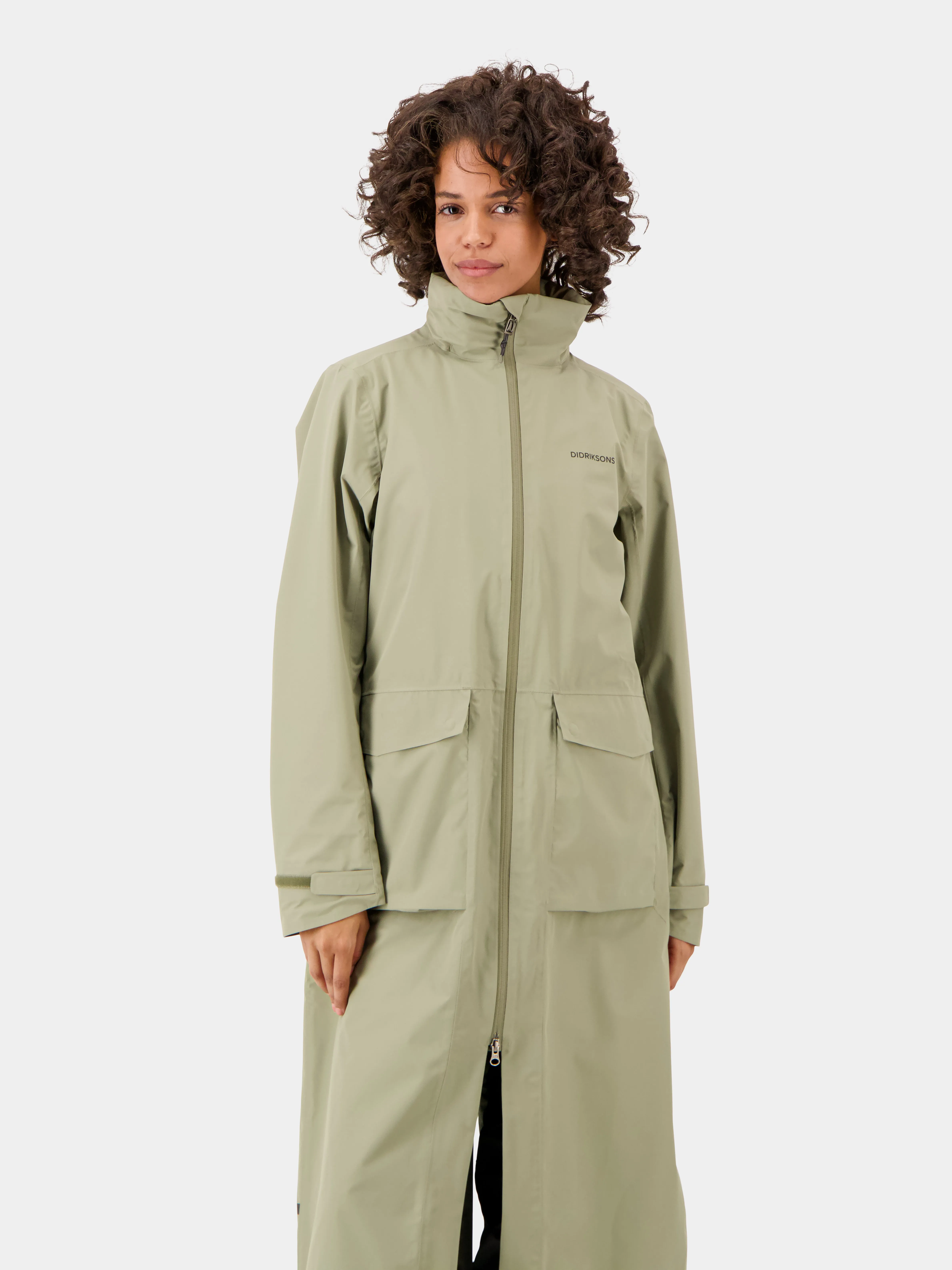 Didriksons Women&#x27;s Nadja Parka Long 3 Mistel Green | Buy Didriksons Women&#x27;s Nadja Parka Long 3 Mistel Green here | Outnorth