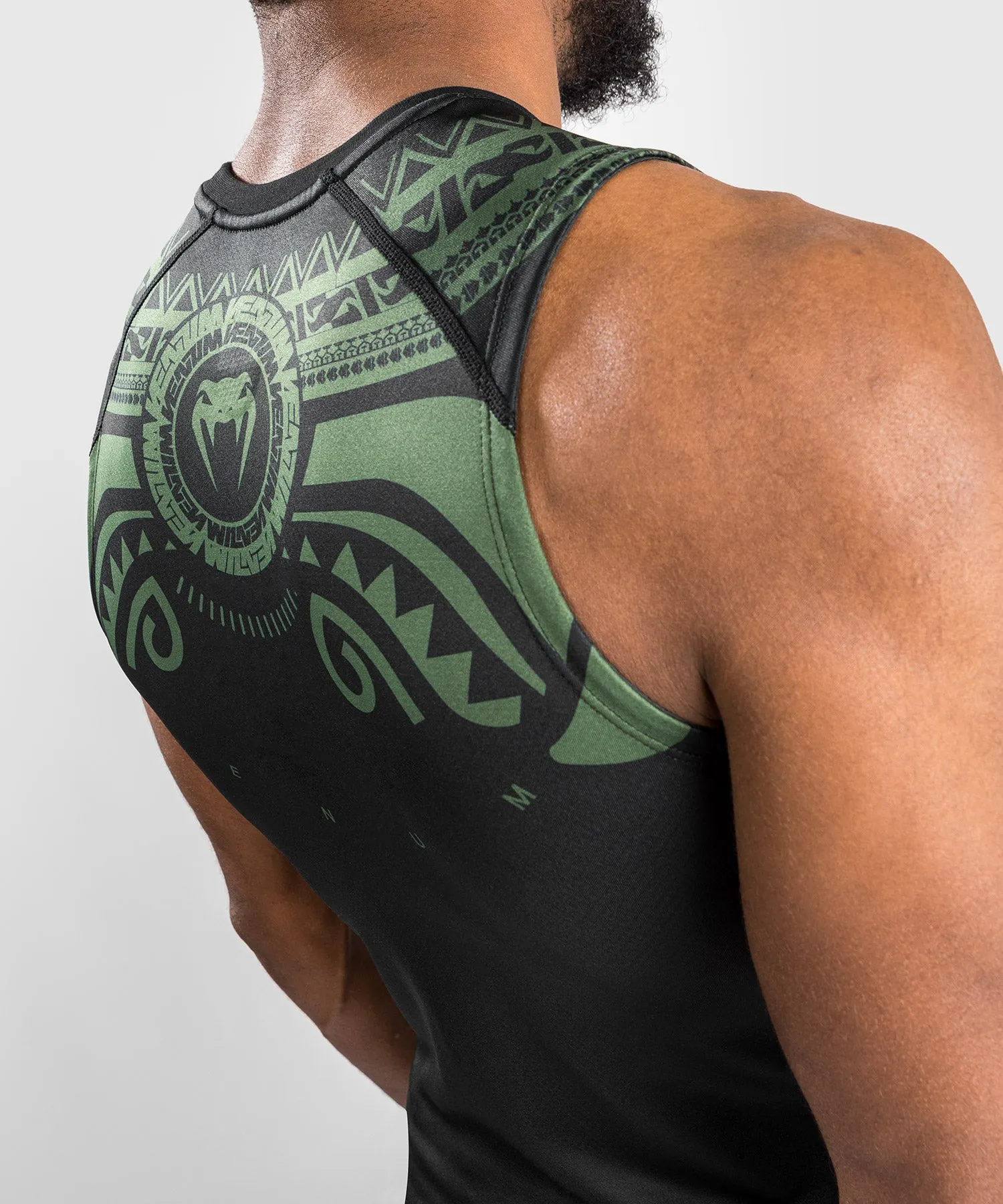 Venum Nakahi Rashguard - Sleeveless - Black/Khaki